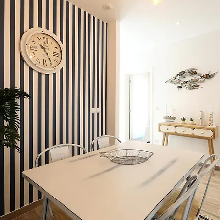 Sea & Sun Ii דירה *